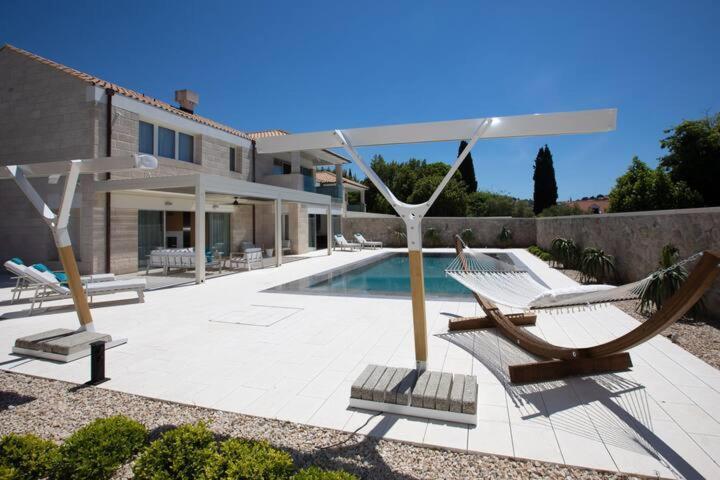 St Luisa With Private Pool Hébergement de vacances Cavtat